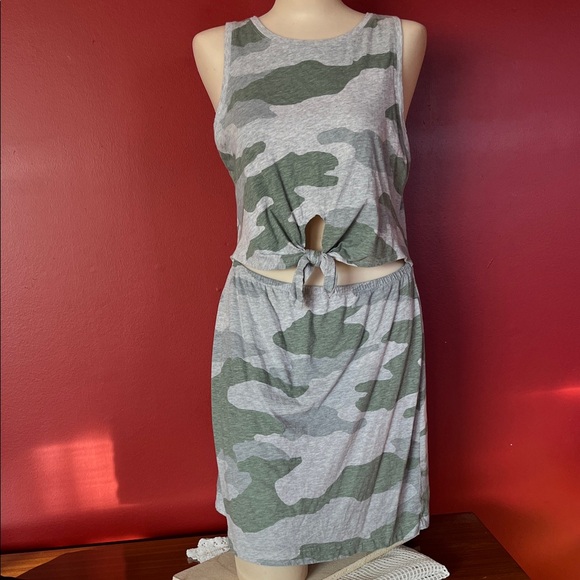 aerie Dresses & Skirts - Like new Aerie Camo Tank Dress with Tie Front